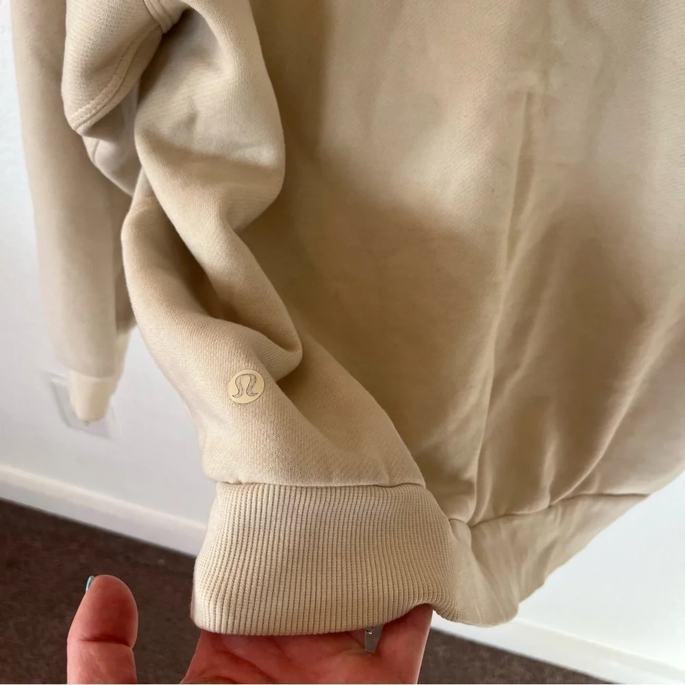 Lululemon Athletica Women's Small Hoody Sweatshirt.